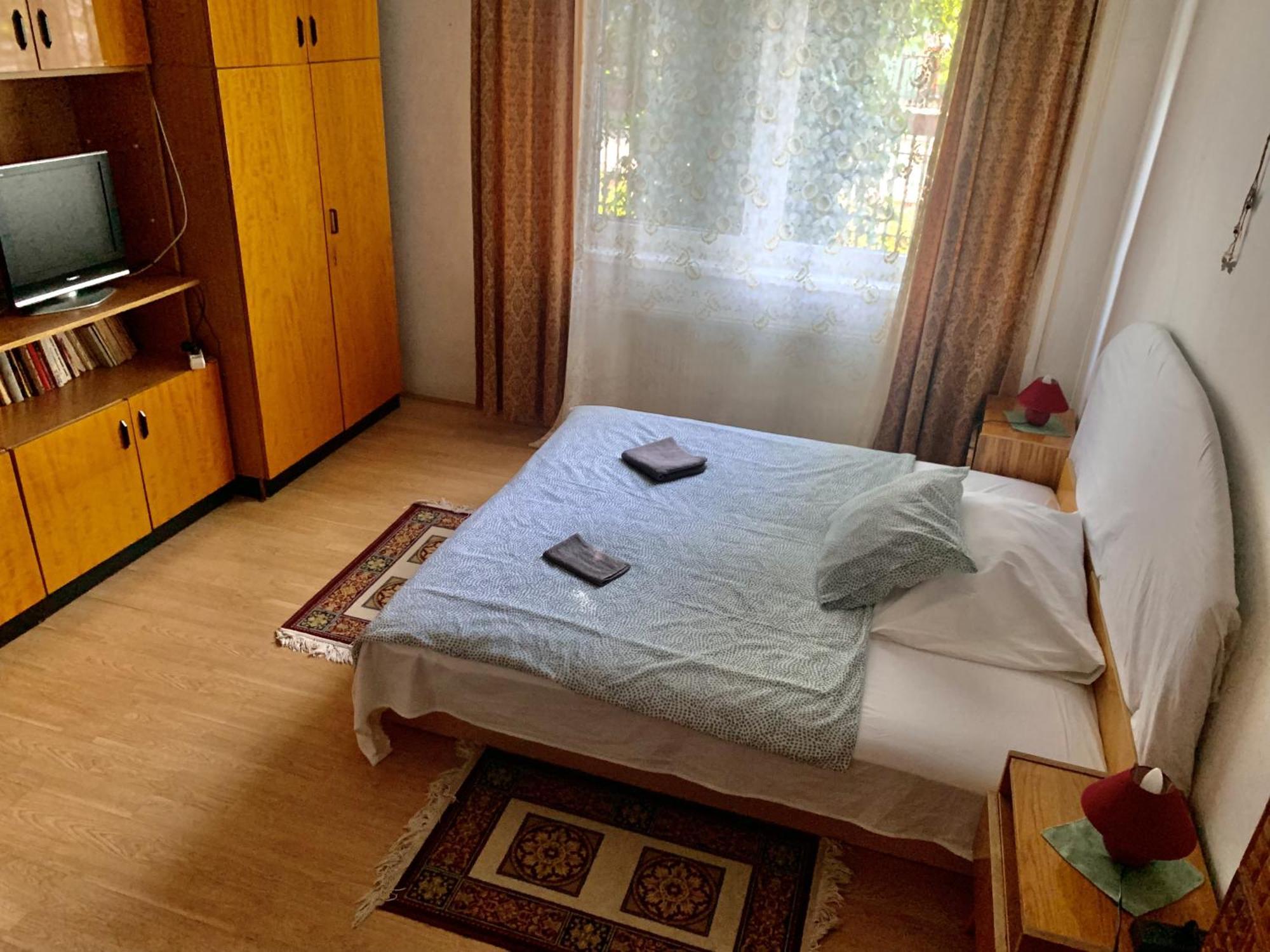 Grany'S Retro Guesthouse Near Budapest Airport Vecses Ngoại thất bức ảnh
